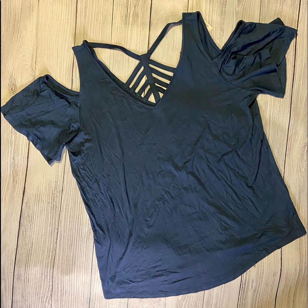 NWT Lane Bryant Blue Cold Shoulder Top with back detail Size 14/16